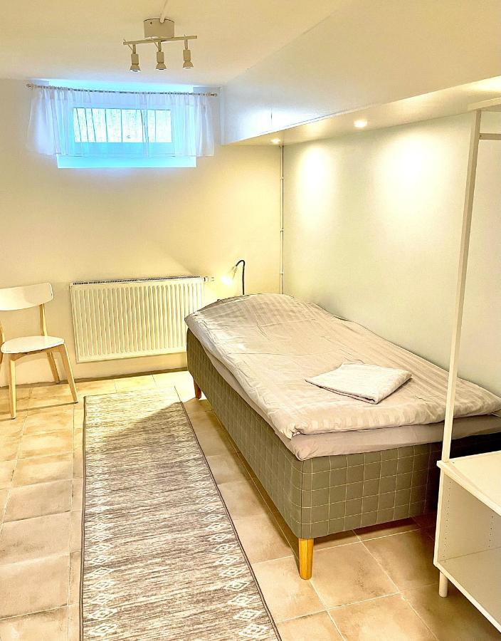 3 Rooms With Private Kitchen & Private Bathroom 5B Йевле Екстериор снимка